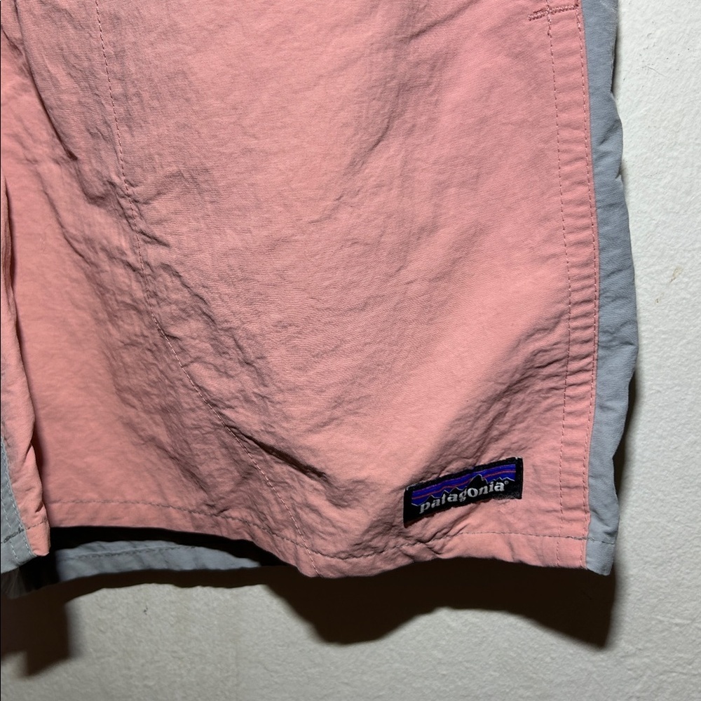 Patagonia Men's Baggies™ Shorts - 5" Harlequin: Sunfade Pink Size Medium - Picture 4 of 5